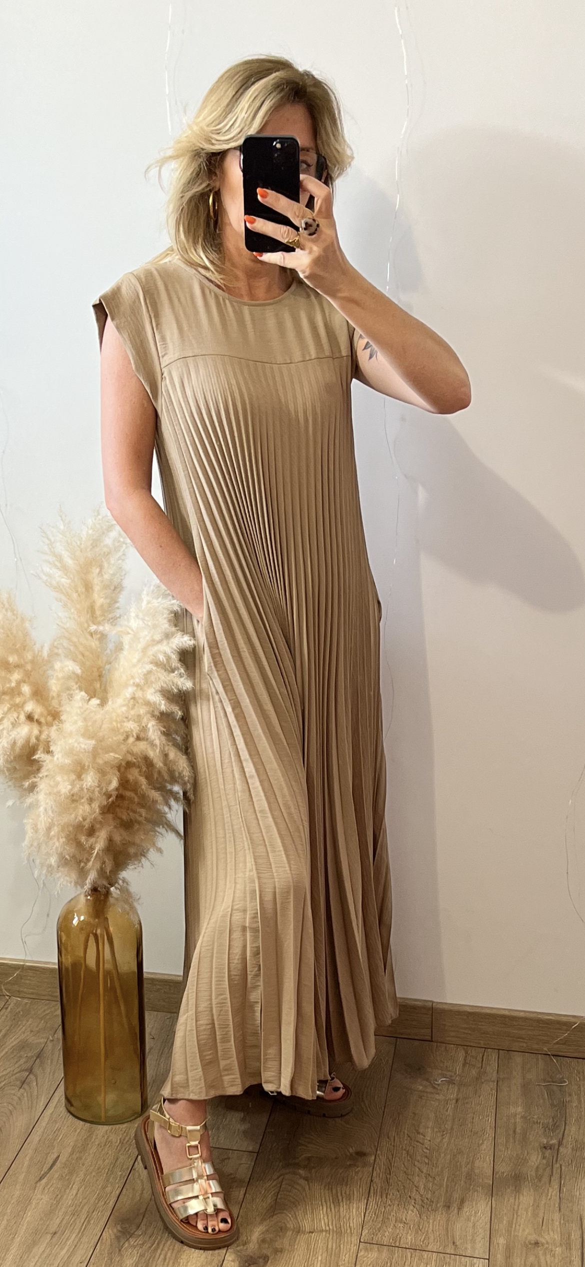 Robe plissée MANU taupe🇮🇹
