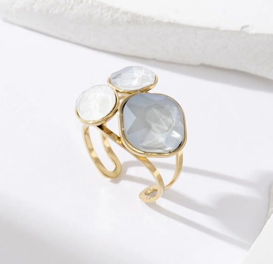 Bague pierres blanches